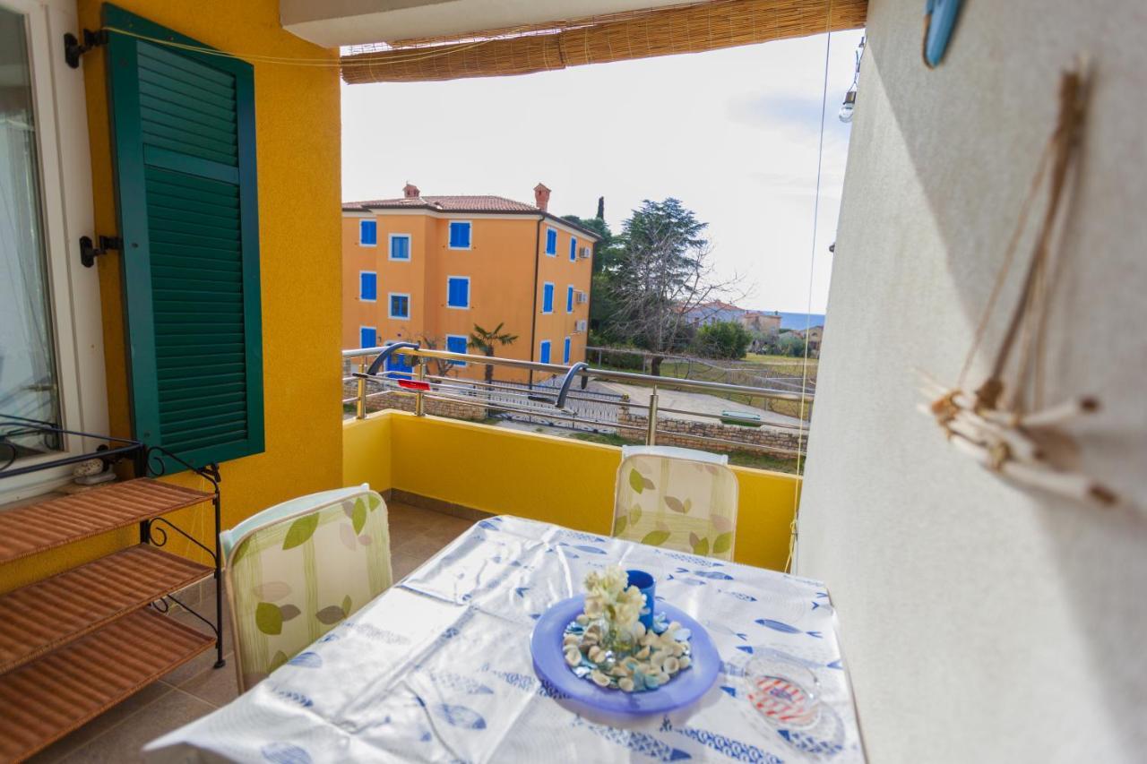 Apartman Mare Lovrečica Exteriér fotografie