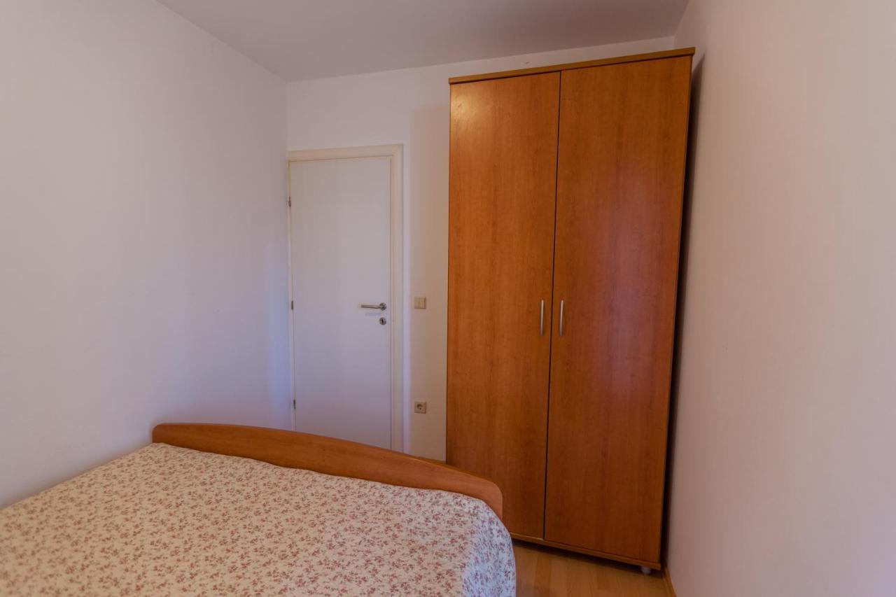 Apartman Mare Lovrečica Exteriér fotografie