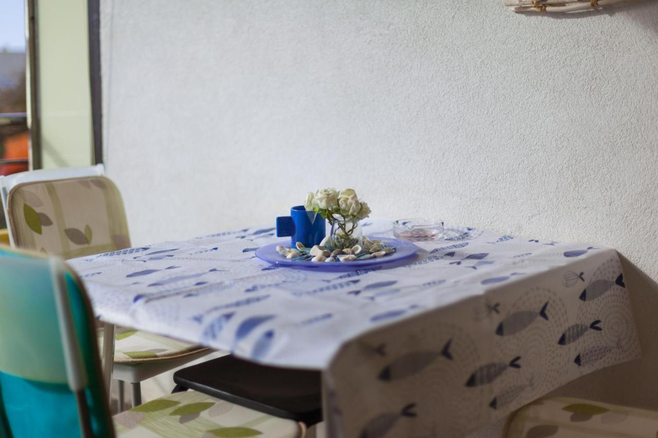 Apartman Mare Lovrečica Exteriér fotografie